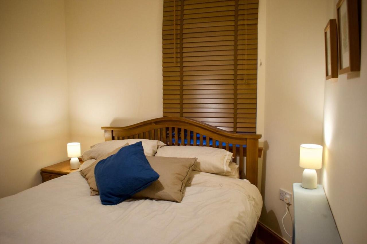 Newly Refurbed Home With Free Parking EDI Buitenkant foto